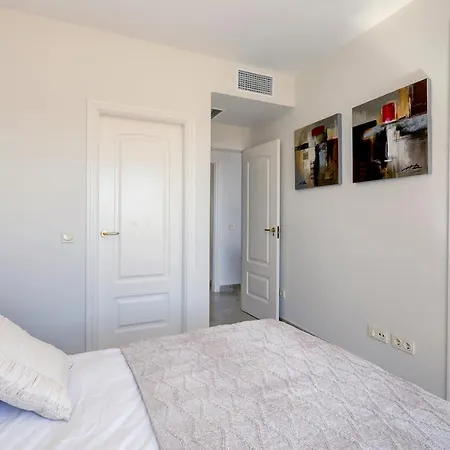 Apartamento Duquesa Village - 2 Bed/2 Bath With Panoramic Sea Views *