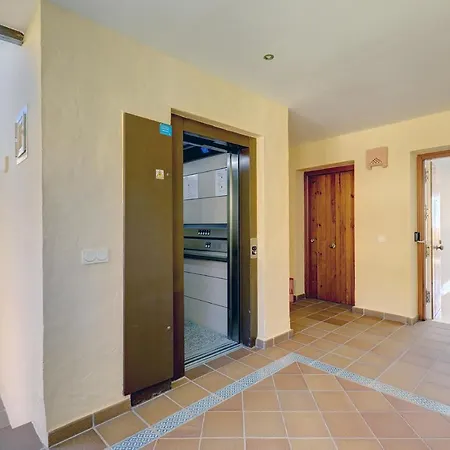 Apartamento Duquesa Village - 2 Bed/2 Bath With Panoramic Sea Views *